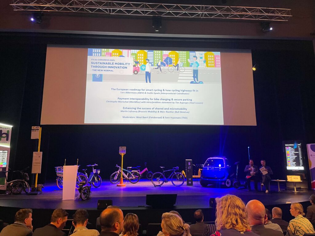 ITS.be stage installation at Wolubilis showing mobility modes